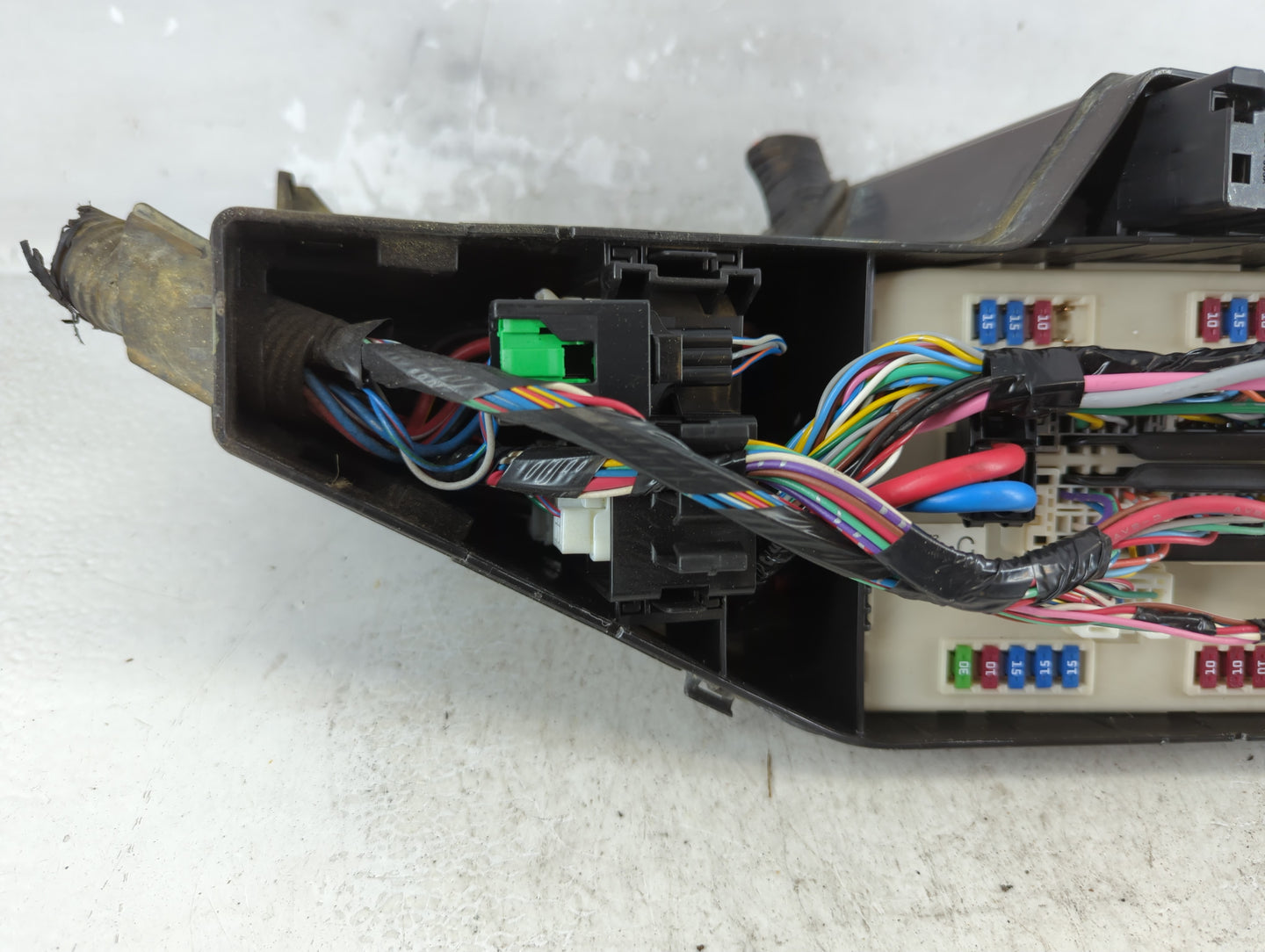 2007-2011 Nissan Altima Fusebox Fuse Box Panel Relay Module P/N:284B71AA1A Fits Fits 2007 2008 2009 2010 2011 OEM Used Auto Parts - Oemusedautoparts1.com