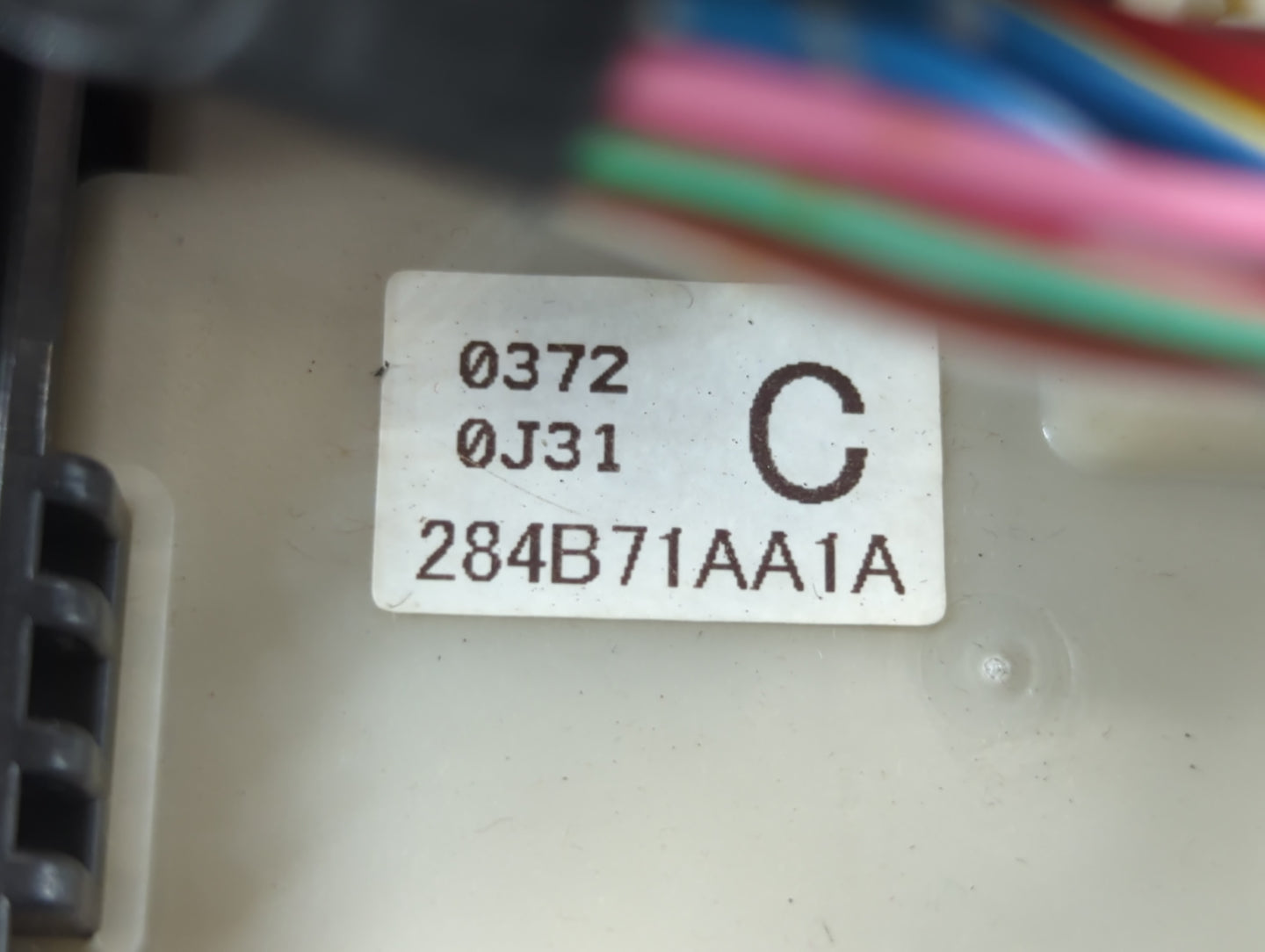 2007-2011 Nissan Altima Fusebox Fuse Box Panel Relay Module P/N:284B71AA1A Fits Fits 2007 2008 2009 2010 2011 OEM Used Auto Parts - Oemusedautoparts1.com