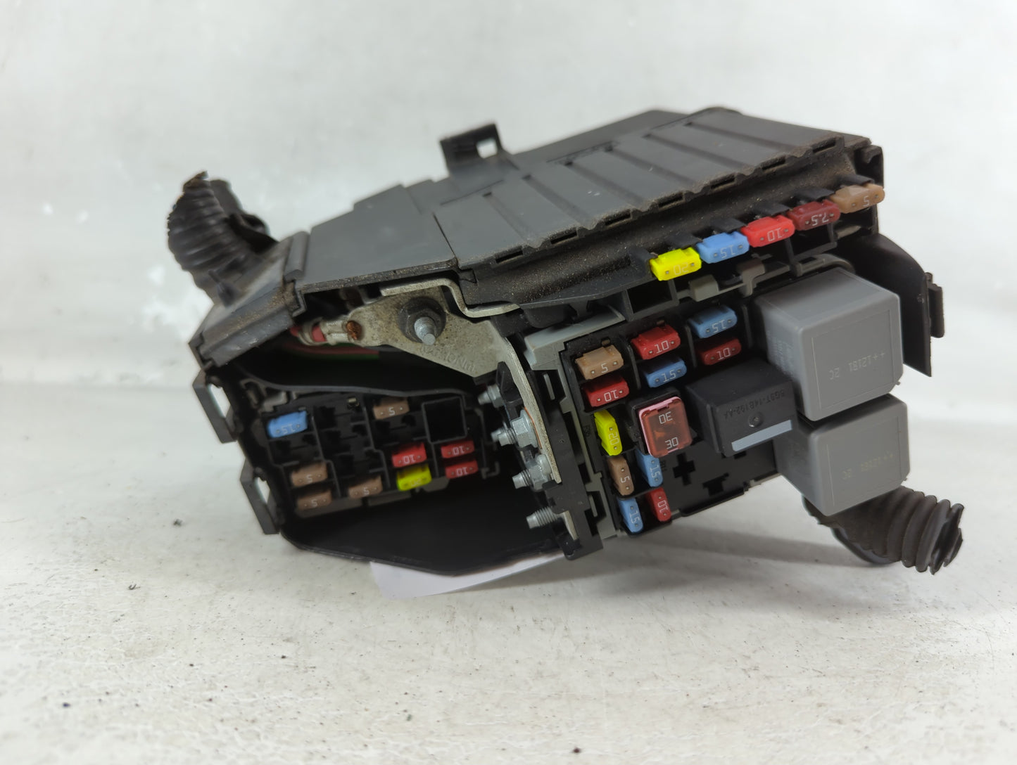 2012-2014 Volvo S60 Fusebox Fuse Box Panel Relay Module P/N:31346538 6G9T-14A079 Fits Fits 2011 2012 2013 2014 OEM Used Auto Parts - Oemusedautoparts1.com