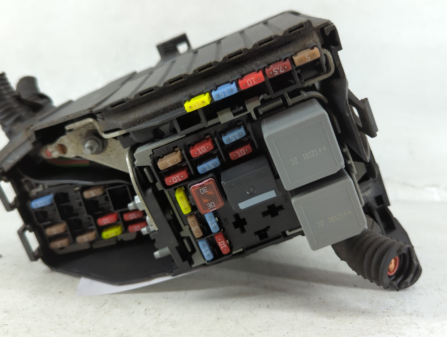 2012-2014 Volvo S60 Fusebox Fuse Box Panel Relay Module P/N:31346538 6G9T-14A079 Fits Fits 2011 2012 2013 2014 OEM Used Auto Parts - Oemusedautoparts1.com