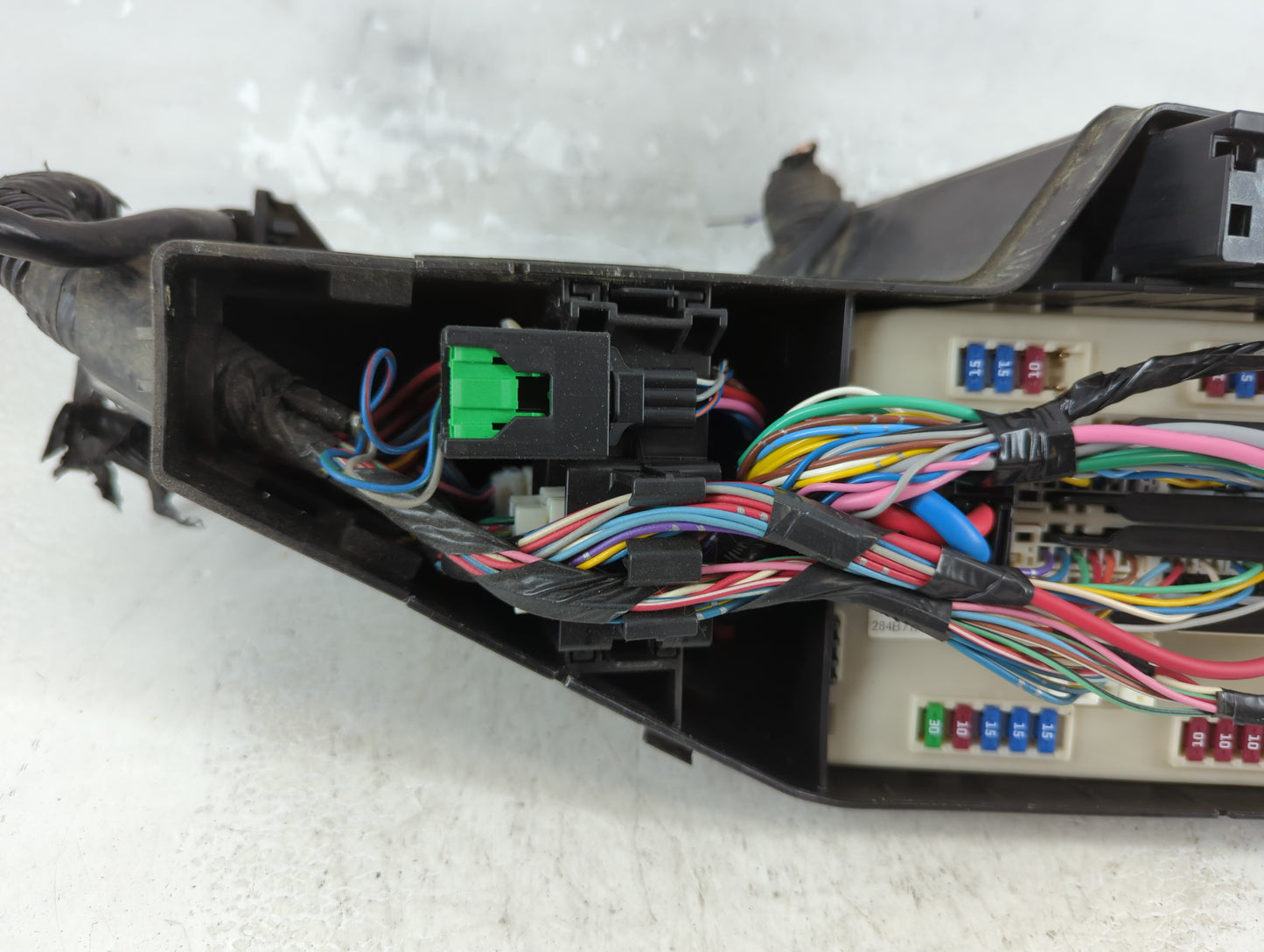 2008-2010 Nissan Altima Fusebox Fuse Box Panel Relay Module P/N:284B71AA1A Fits Fits 2008 2009 2010 OEM Used Auto Parts - Oemusedautoparts1.com