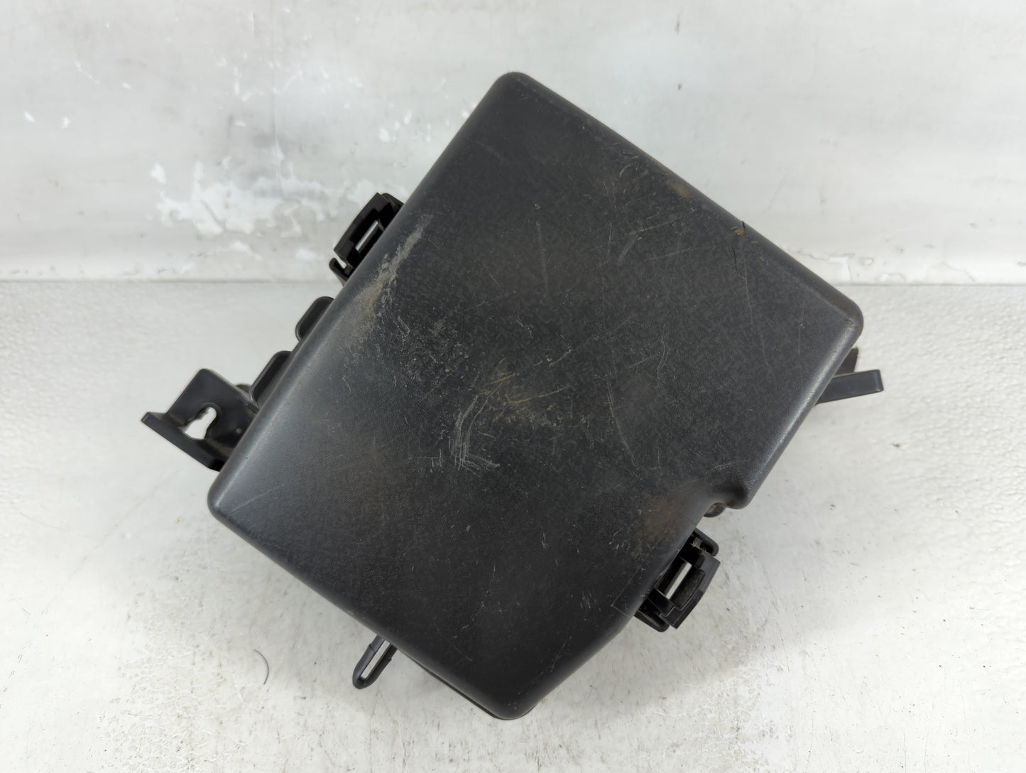2011-2014 Hyundai Sonata Fusebox Fuse Box Panel Relay Module P/N:91950-3S712 Fits Fits 2011 2012 2013 2014 OEM Used Auto Parts - Oemusedautoparts1.com