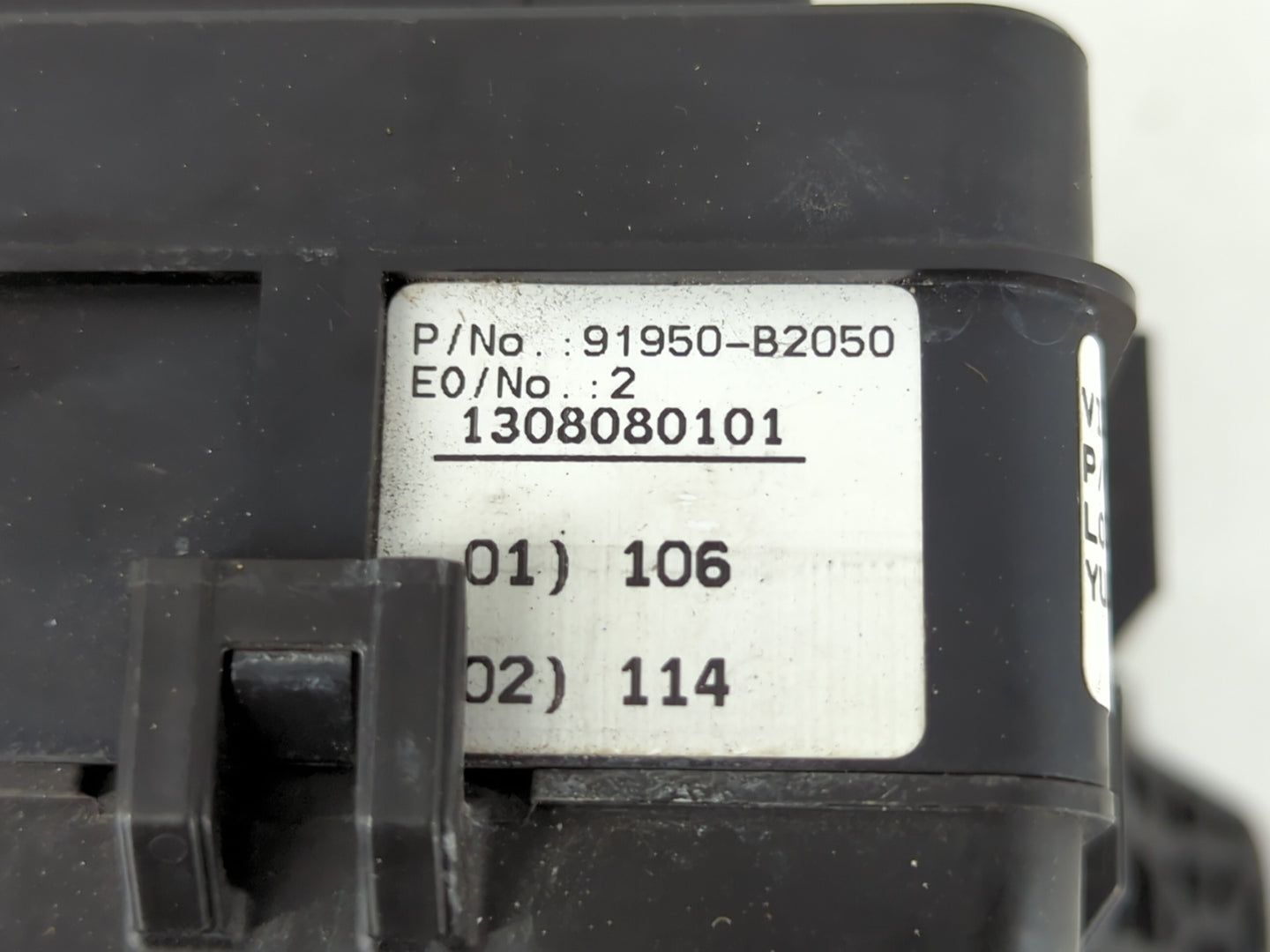 2014 Kia Soul Fusebox Fuse Box Panel Relay Module P/N:91950-B2050 91421B2740 Fits OEM Used Auto Parts - Oemusedautoparts1.com