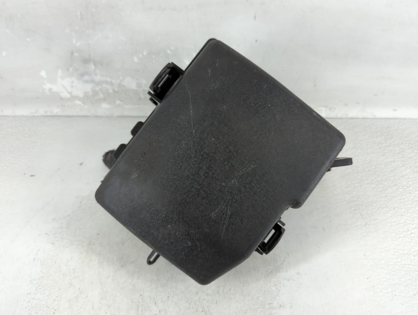 2011-2013 Kia Optima Fusebox Fuse Box Panel Relay Module P/N:91956-00005 Fits Fits 2011 2012 2013 OEM Used Auto Parts - Oemusedautoparts1.com