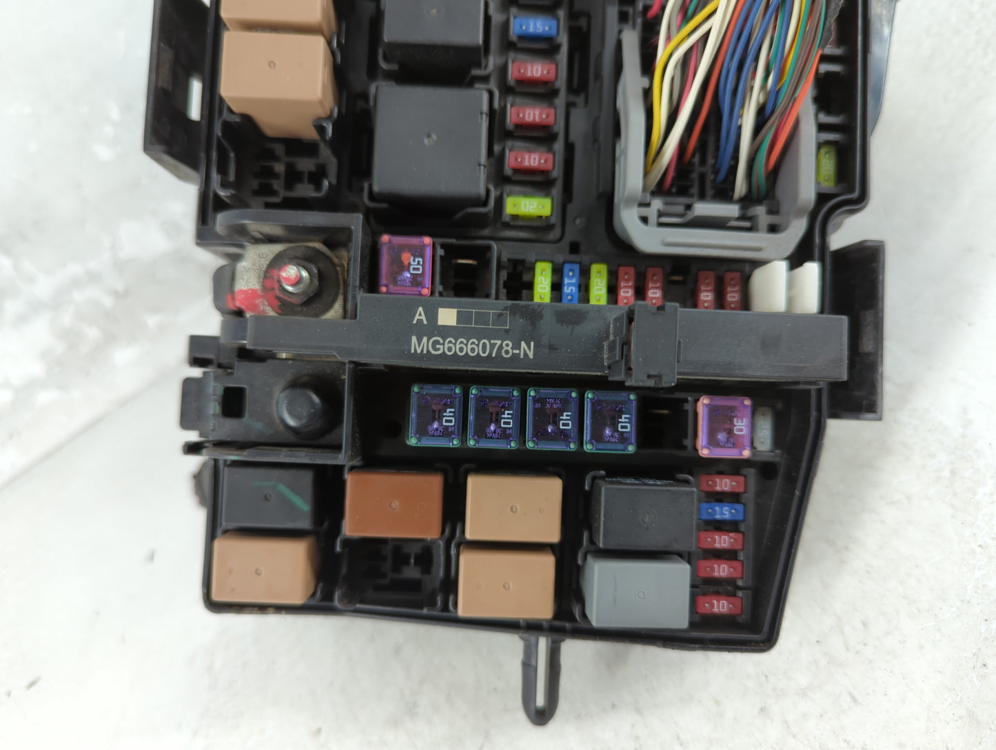 2011-2013 Kia Optima Fusebox Fuse Box Panel Relay Module P/N:91956-00005 Fits Fits 2011 2012 2013 OEM Used Auto Parts - Oemusedautoparts1.com