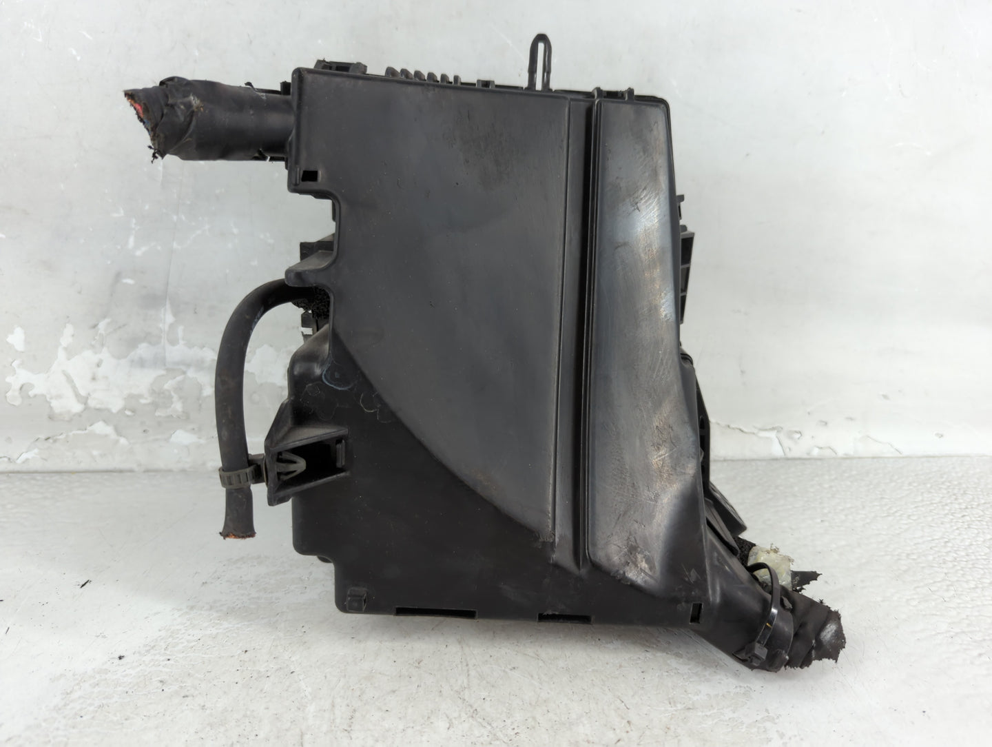 2011-2013 Kia Optima Fusebox Fuse Box Panel Relay Module P/N:91956-00005 Fits Fits 2011 2012 2013 OEM Used Auto Parts - Oemusedautoparts1.com