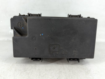 compare product 2009-2014 Volkswagen Routan Fusebox Fuse Box Panel Relay Module P/N:RT226202F7 Fits Fits 2009 2010 2011 2012 2013 2014 OEM Used Auto Parts