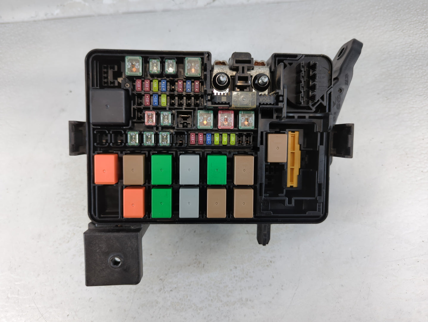 2018-2019 Kia Rio Fusebox Fuse Box Panel Relay Module P/N:91205 H9320 Fits Fits 2018 2019 OEM Used Auto Parts - Oemusedautoparts1.com
