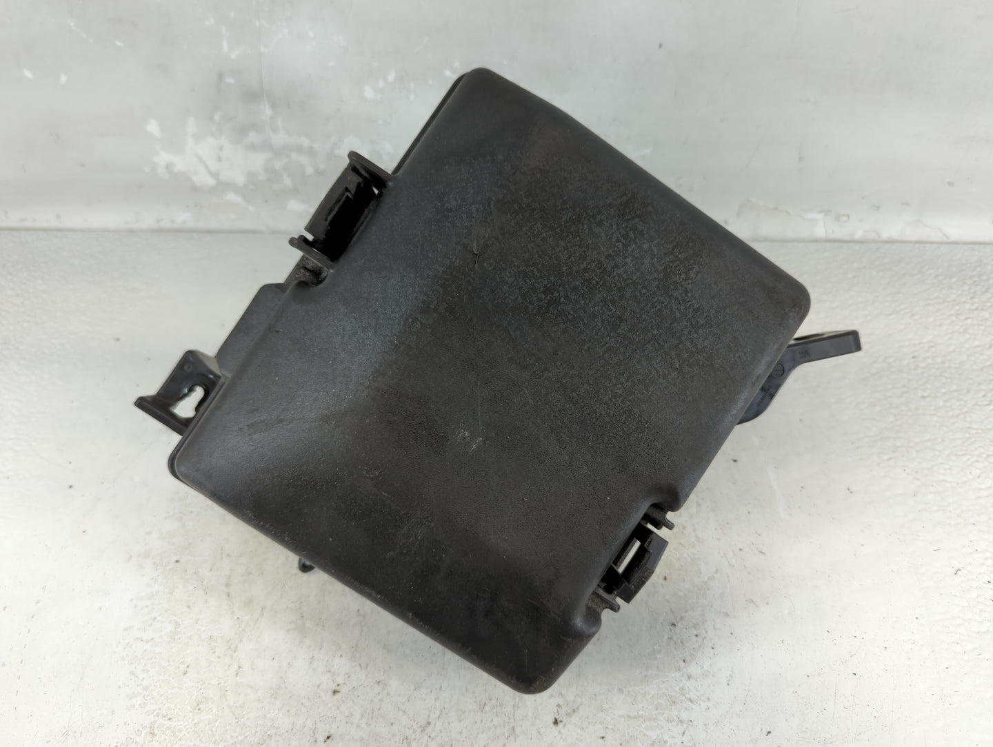 2016-2017 Hyundai Sonata Fusebox Fuse Box Panel Relay Module P/N:91950-C1820 Fits Fits 2016 2017 OEM Used Auto Parts - Oemusedautoparts1.com