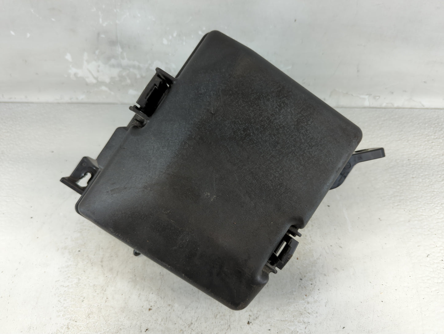 2016-2017 Hyundai Sonata Fusebox Fuse Box Panel Relay Module P/N:91950-C1820 Fits Fits 2016 2017 OEM Used Auto Parts - Oemusedautoparts1.com