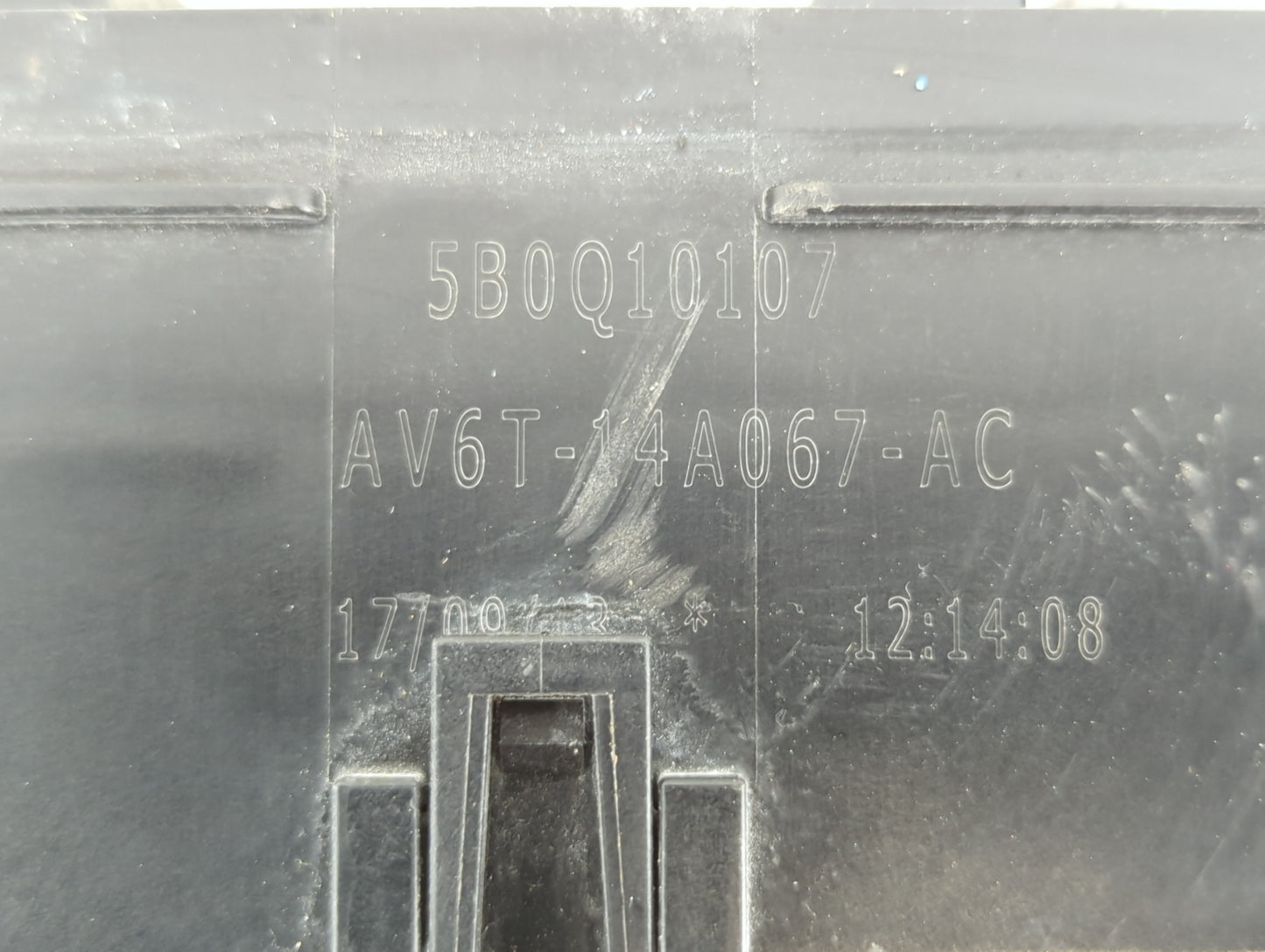 2012-2014 Ford Focus Fusebox Fuse Box Panel Relay Module P/N:AV6T-14A067-AC E02345500, AV6T-14A067-AD Fits Fits 2012 2013 2014 OEM Used Auto Parts - Oemusedautoparts1.com