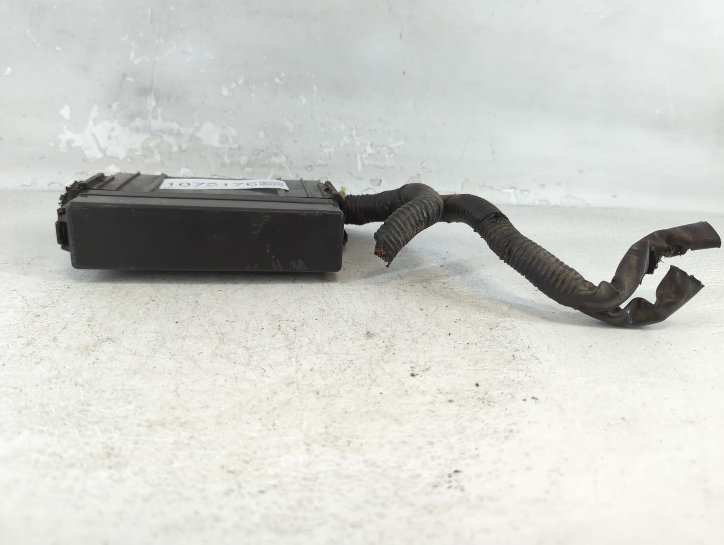2013-2019 Nissan Sentra Fusebox Fuse Box Panel Relay Module P/N:24382 EW70B Fits Fits 2013 2014 2015 2016 2017 2018 2019 OEM Used Auto Parts - Oemusedautoparts1.com