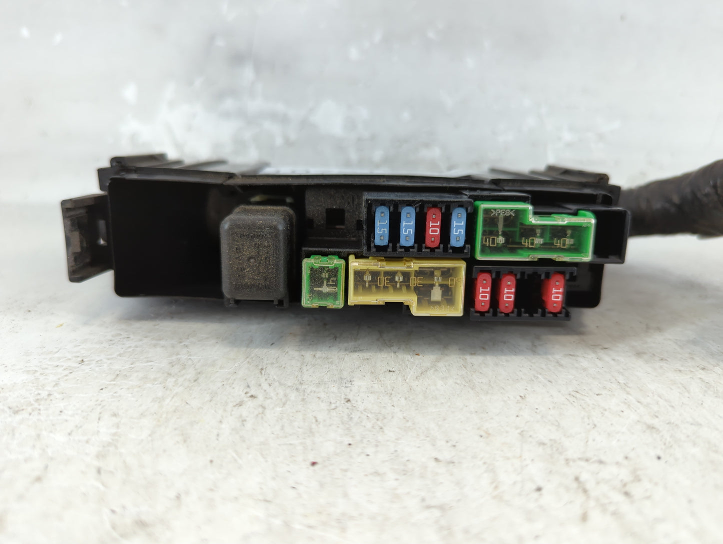 2013-2019 Nissan Sentra Fusebox Fuse Box Panel Relay Module P/N:24382 EW70B Fits Fits 2013 2014 2015 2016 2017 2018 2019 OEM Used Auto Parts - Oemusedautoparts1.com