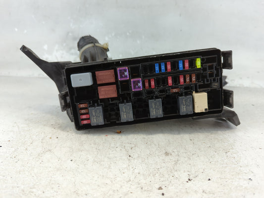 2016-2018 Honda Hr-V Fusebox Fuse Box Panel Relay Module Fits Fits 2016 2017 2018 OEM Used Auto Parts