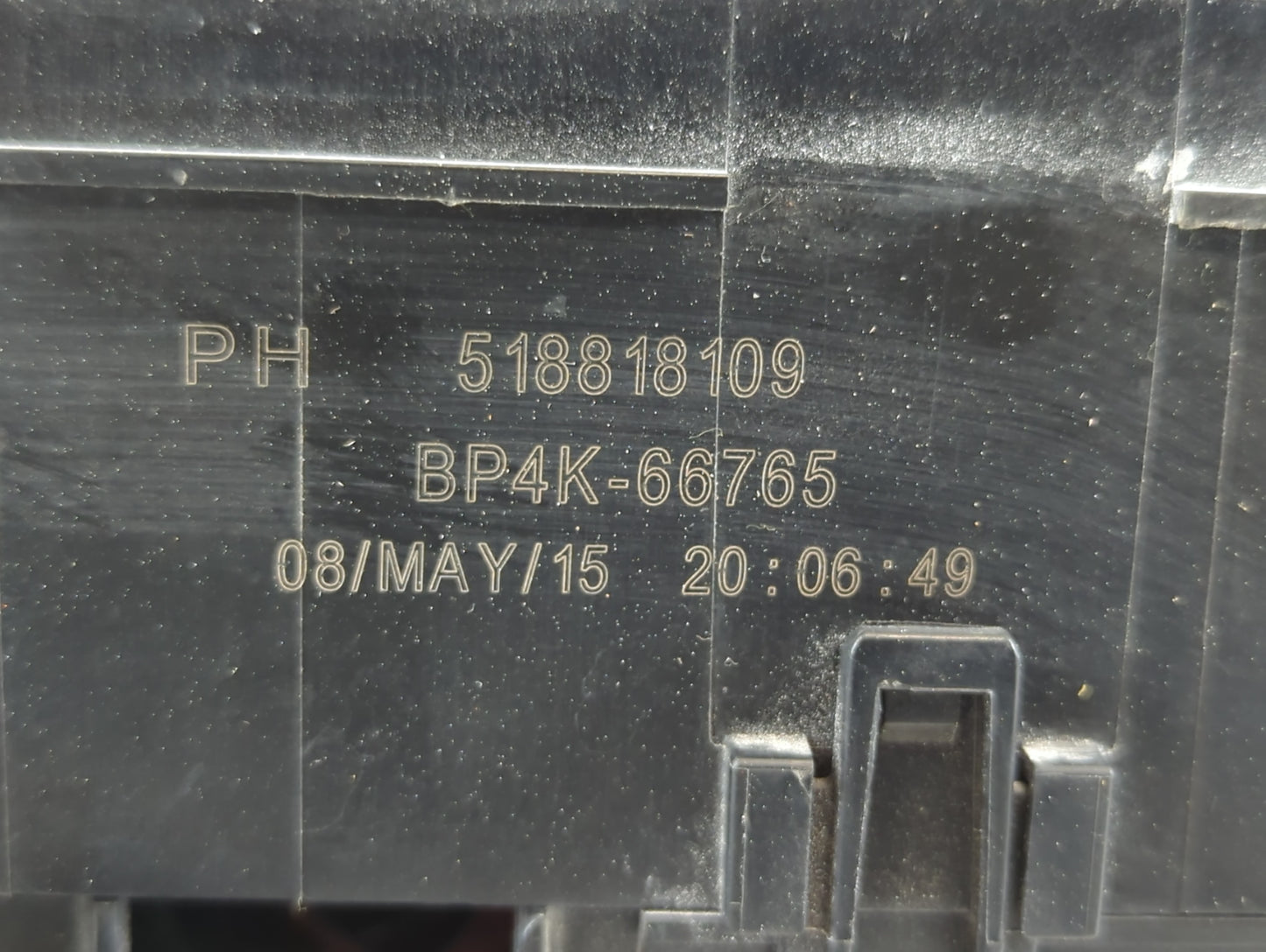 2007-2009 Mazda Cx-7 Fusebox Fuse Box Panel Relay Module P/N:518818109 Fits Fits 2007 2008 2009 OEM Used Auto Parts