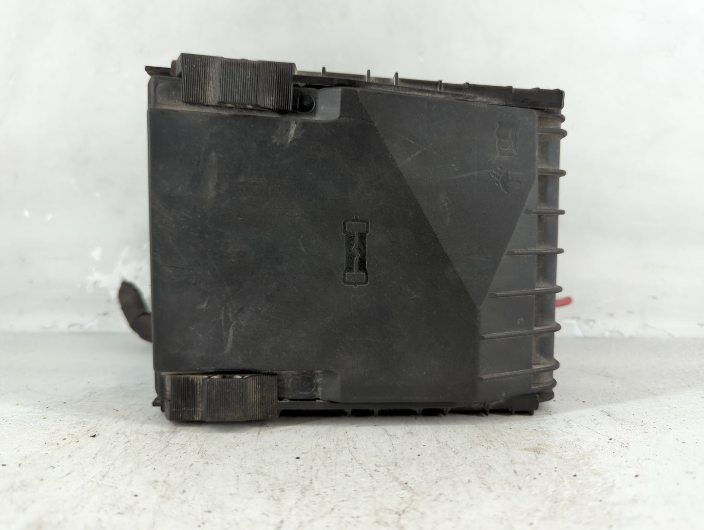 2009-2017 Volkswagen Cc Fusebox Fuse Box Panel Relay Module P/N:3C0 937 125 A Fits OEM Used Auto Parts