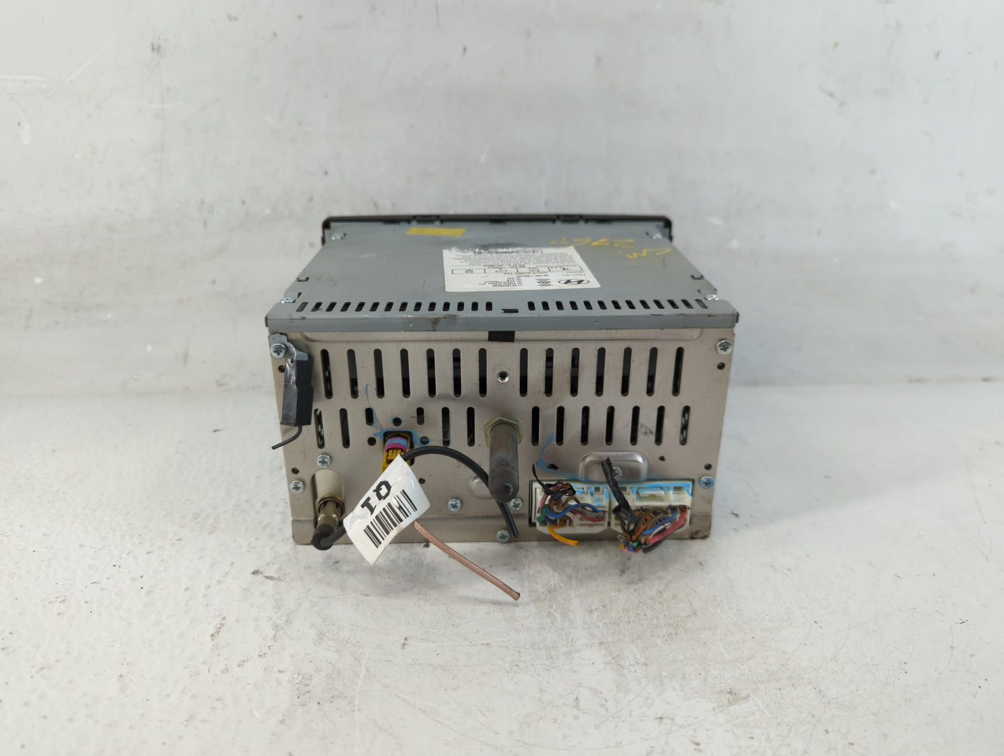 2013 Hyundai Sonata Radio AM FM Cd Player Receiver Replacement P/N:96180-3Q700 Fits OEM Used Auto Parts - Oemusedautoparts1.com