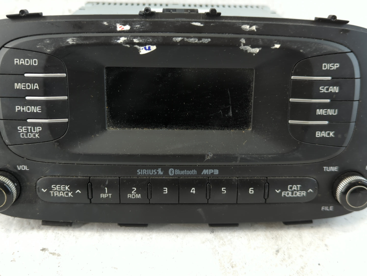2014-2016 Kia Soul Radio AM FM Cd Player Receiver Replacement P/N:96170-B2090CA Fits Fits 2014 2015 2016 OEM Used Auto Parts - Oemusedautoparts1.com