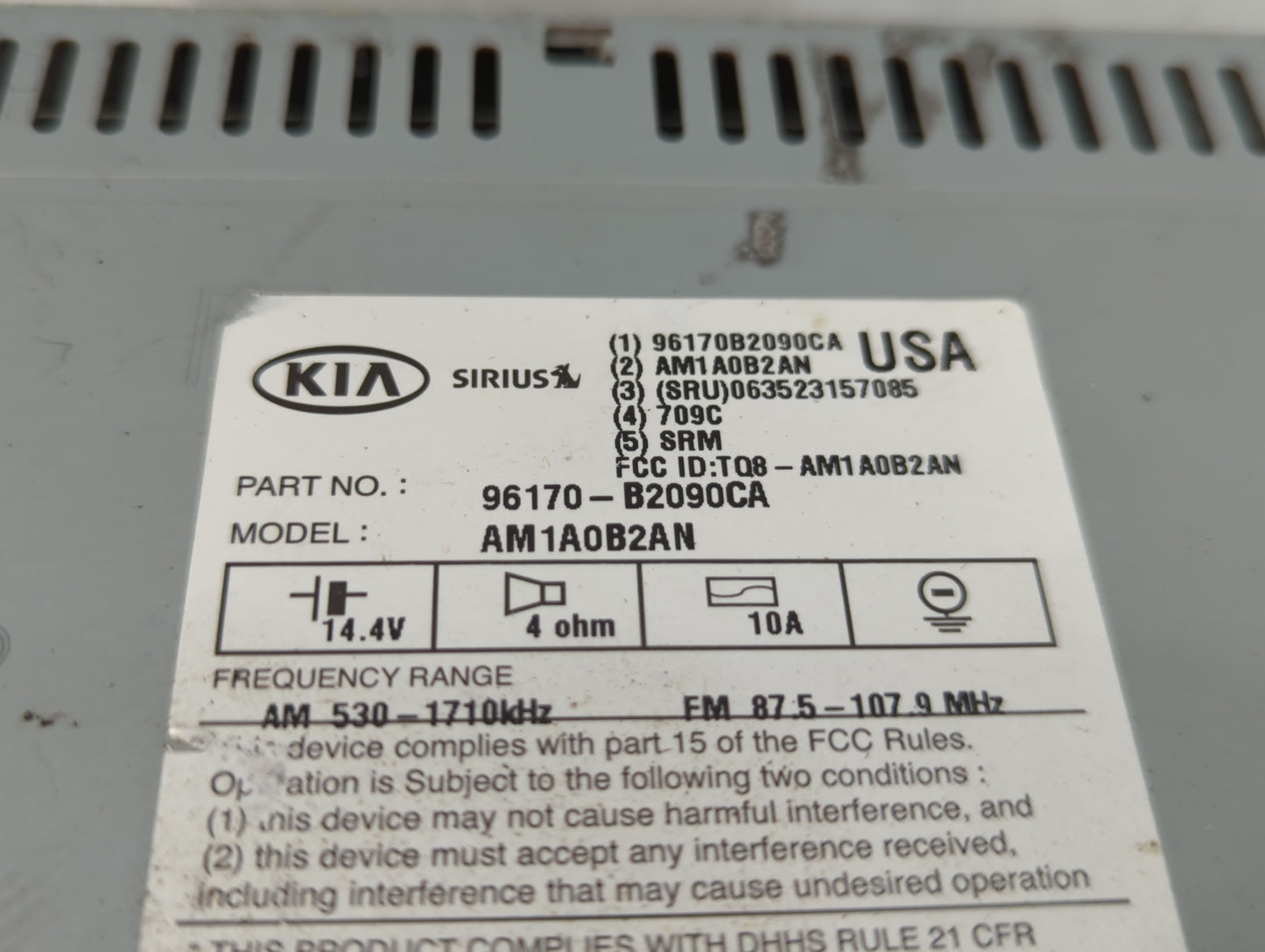 2014-2016 Kia Soul Radio AM FM Cd Player Receiver Replacement P/N:96170-B2090CA Fits Fits 2014 2015 2016 OEM Used Auto Parts - Oemusedautoparts1.com
