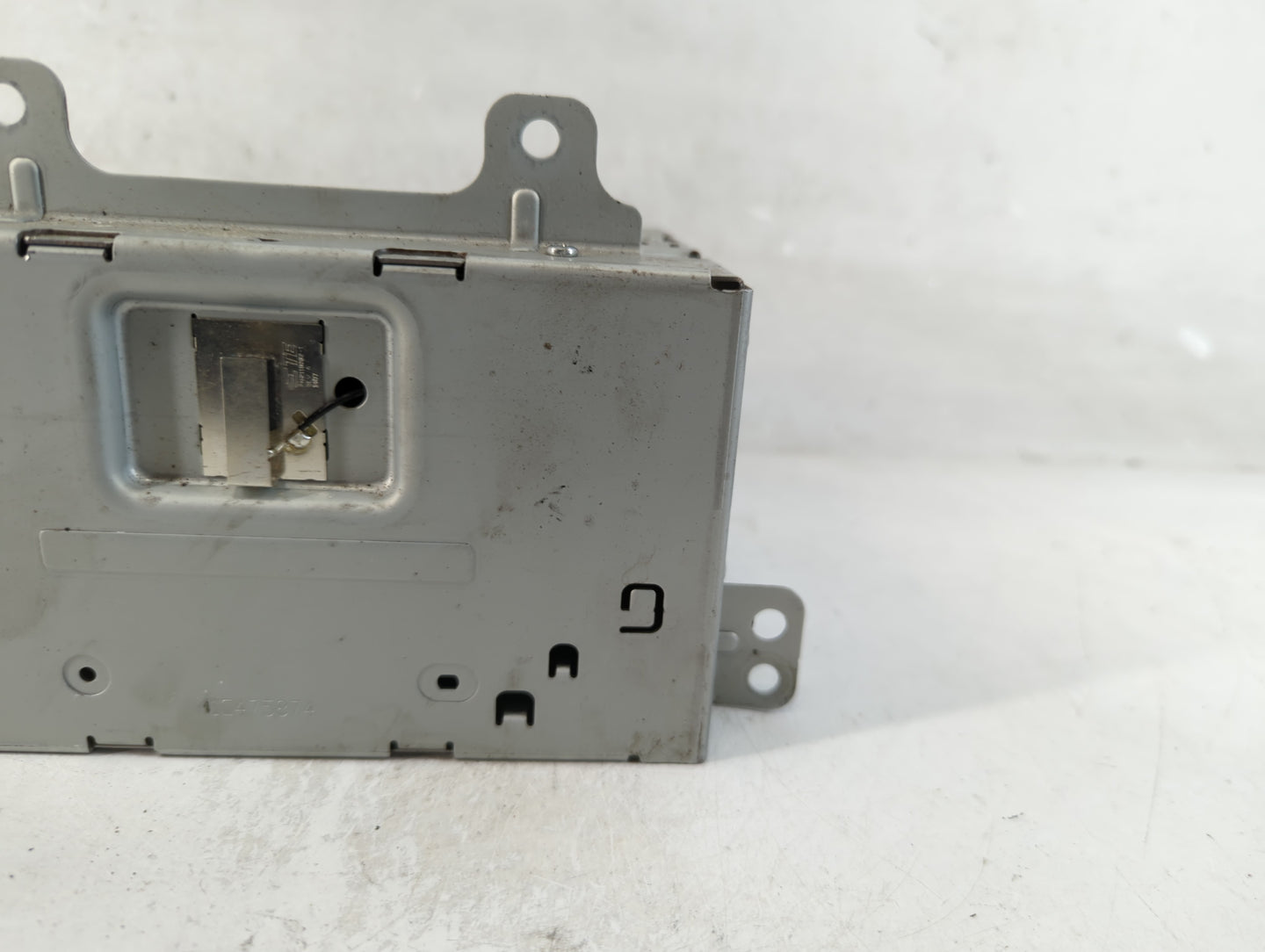 2008-2009 Bmw 328i Radio AM FM Cd Player Receiver Replacement P/N:23289896 Fits Fits 2008 2009 OEM Used Auto Parts - Oemusedautoparts1.com