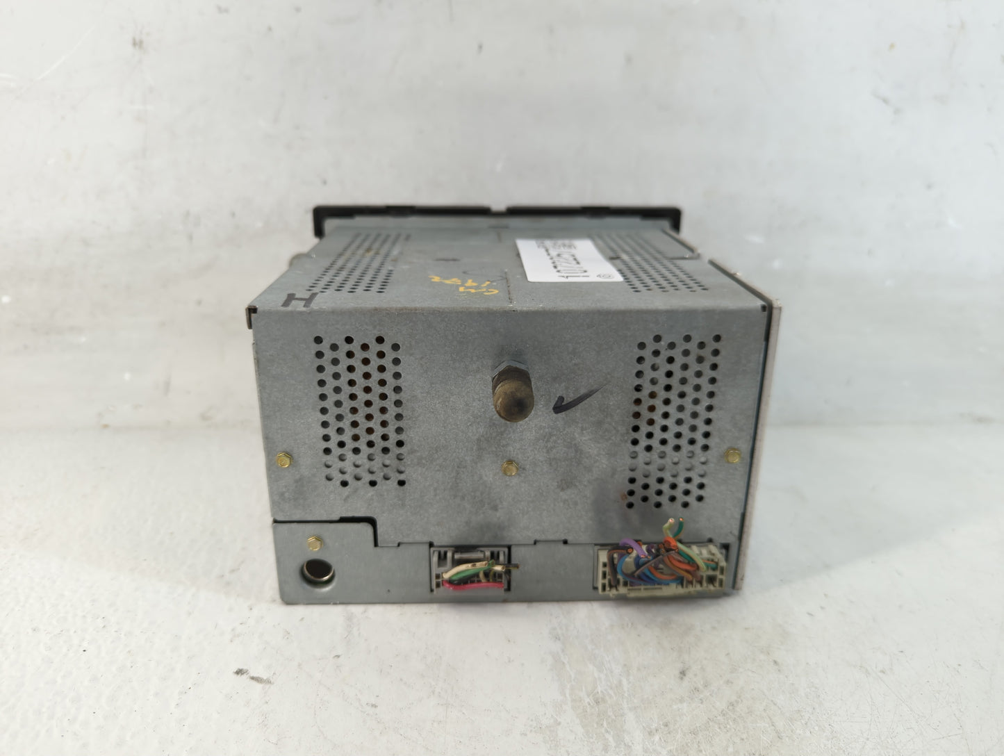 2005 Ford Freestyle Radio AM FM Cd Player Receiver Replacement P/N:5F9T-18C815-GB Fits OEM Used Auto Parts - Oemusedautoparts1.com
