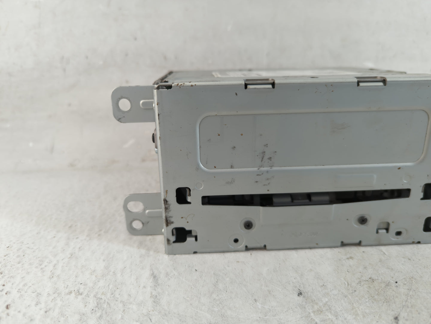 2014-2016 Chevrolet Malibu Radio AM FM Cd Player Receiver Replacement P/N:23161215 Fits Fits 2014 2015 2016 OEM Used Auto Parts - Oemusedautoparts1.com