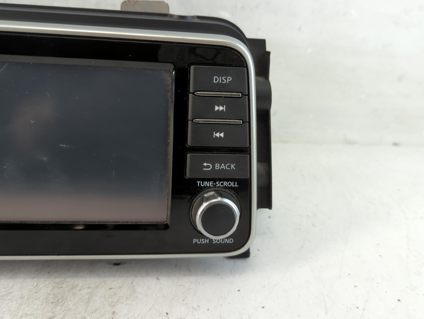 2020-2021 Nissan Versa Radio AM FM Cd Player Receiver Replacement P/N:28021 5RW1A Fits Fits 2020 2021 OEM Used Auto Parts - Oemusedautoparts1.com