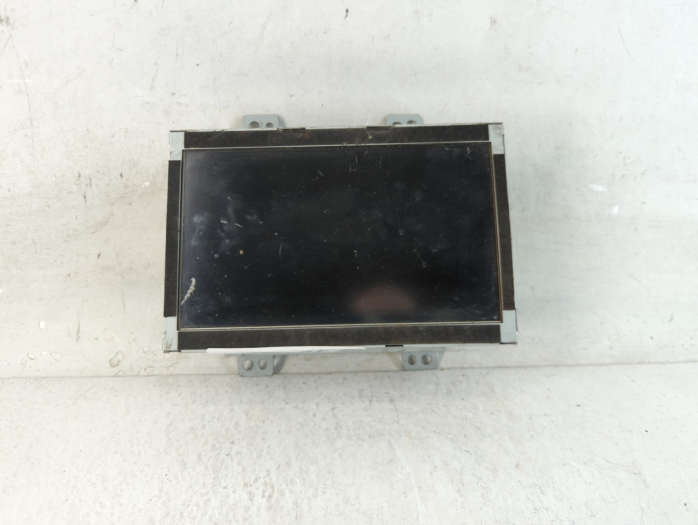 2014-2016 Kia Cadenza Information Display Screen - Oemusedautoparts1.com