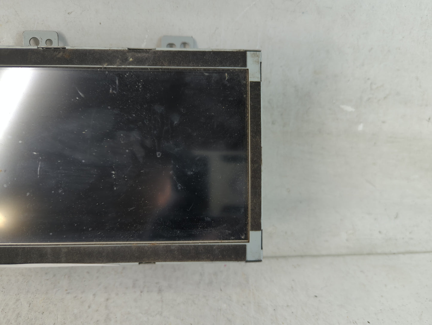 2014-2016 Kia Cadenza Information Display Screen - Oemusedautoparts1.com