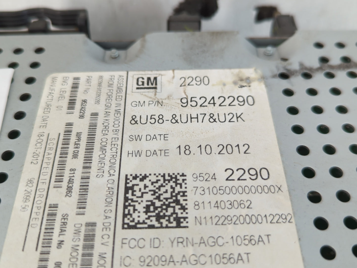 2013 Chevrolet Sonic Radio AM FM Cd Player Receiver Replacement P/N:95315734 95242290 Fits OEM Used Auto Parts - Oemusedautoparts1.com