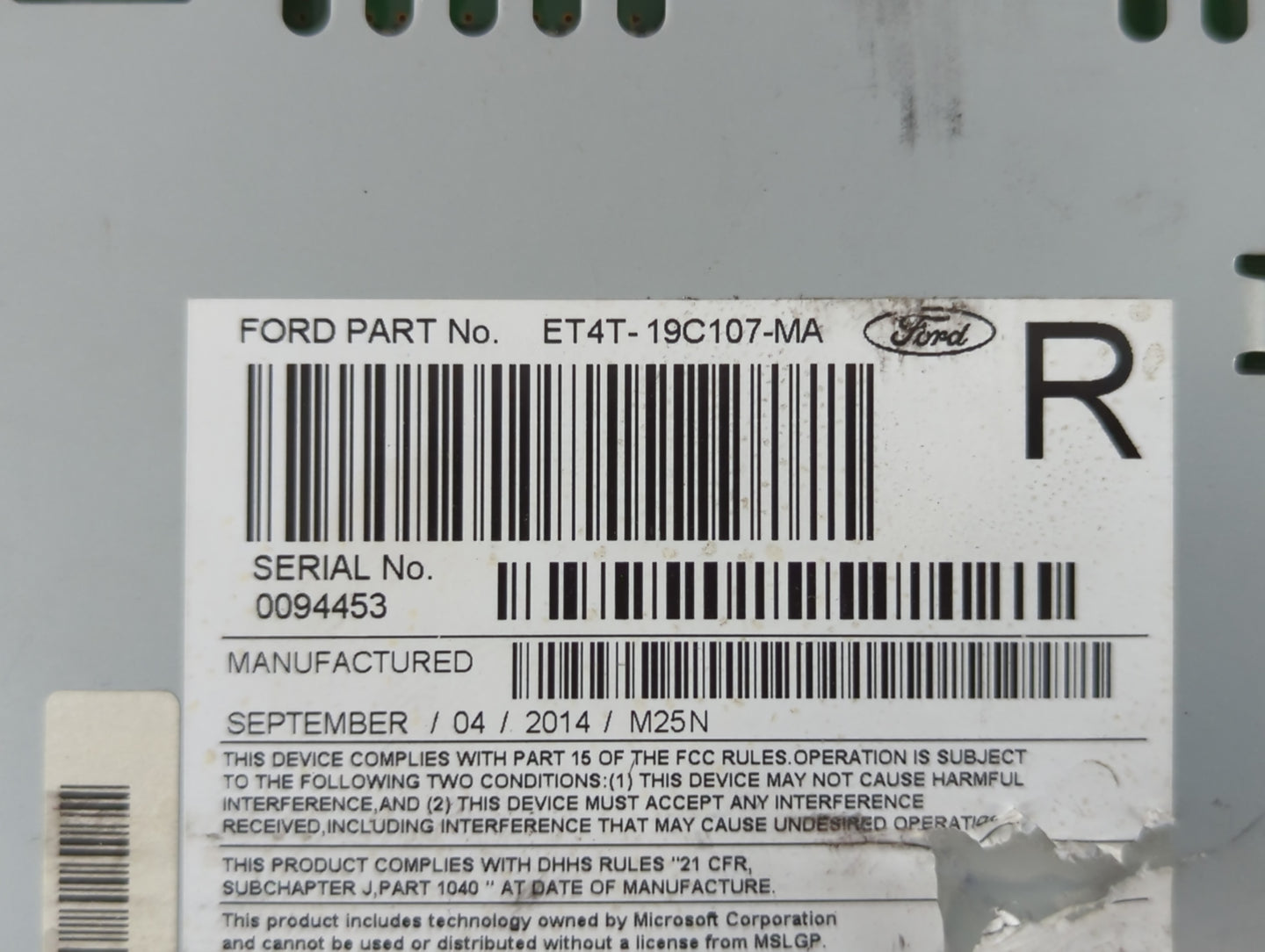 2014-2015 Lincoln Mkx Radio AM FM Cd Player Receiver Replacement P/N:ET4T-19C107-MA Fits Fits 2013 2014 2015 OEM Used Auto Parts - Oemusedautoparts1.com