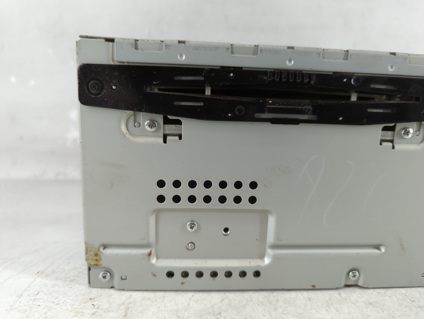 2011-2012 Ford Fusion Radio AM FM Cd Player Receiver Replacement P/N:BE5T-19C157-AB Fits Fits 2011 2012 OEM Used Auto Parts - Oemusedautoparts1.com