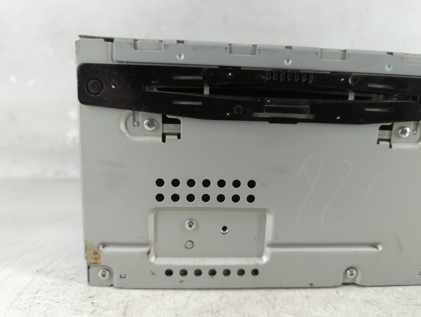 2011-2012 Ford Fusion Radio AM FM Cd Player Receiver Replacement P/N:BE5T-19C157-AB Fits Fits 2011 2012 OEM Used Auto Parts - Oemusedautoparts1.com