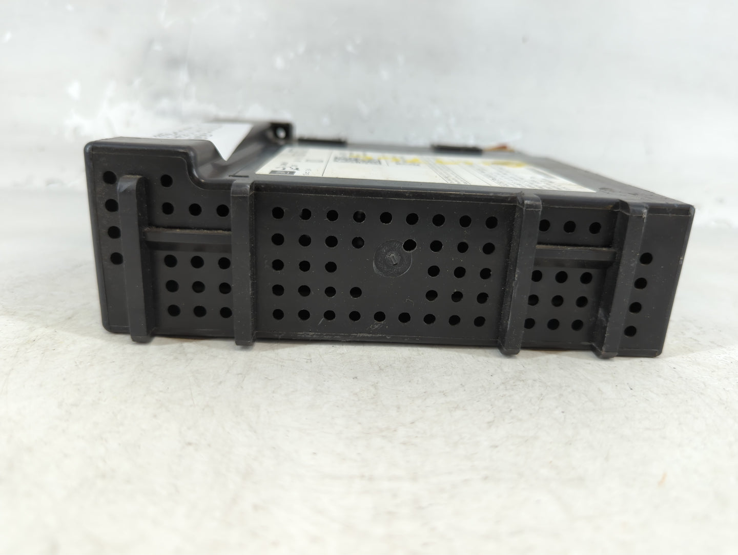 2016 Chevrolet Colorado Radio AM FM Cd Player Receiver Replacement P/N:13506379 Fits OEM Used Auto Parts - Oemusedautoparts1.com