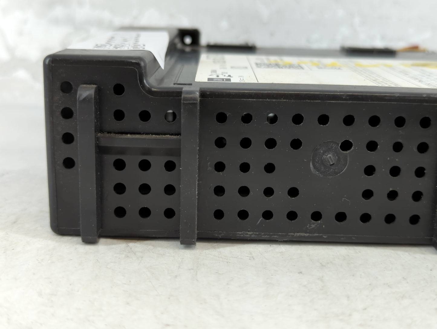 2016 Chevrolet Colorado Radio AM FM Cd Player Receiver Replacement P/N:13506379 Fits OEM Used Auto Parts - Oemusedautoparts1.com