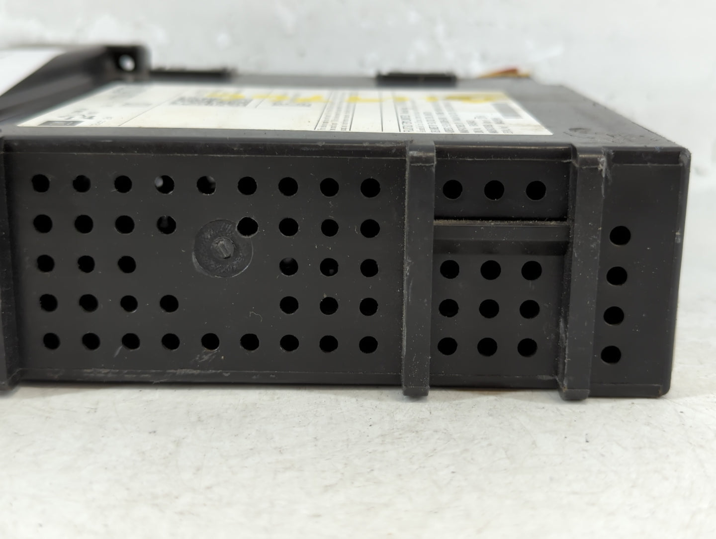 2016 Chevrolet Colorado Radio AM FM Cd Player Receiver Replacement P/N:13506379 Fits OEM Used Auto Parts - Oemusedautoparts1.com