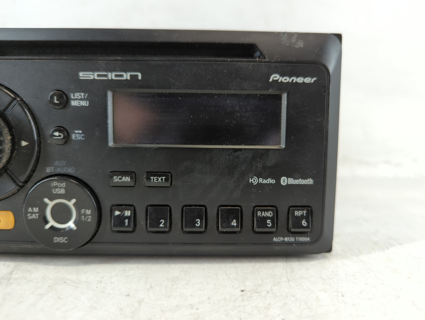 2013-2015 Scion Fr-S Radio AM FM Cd Player Receiver Replacement P/N:PT546-00130 Fits Fits 2012 2013 2014 2015 2016 OEM Used Auto Parts - Oemusedautoparts1.com