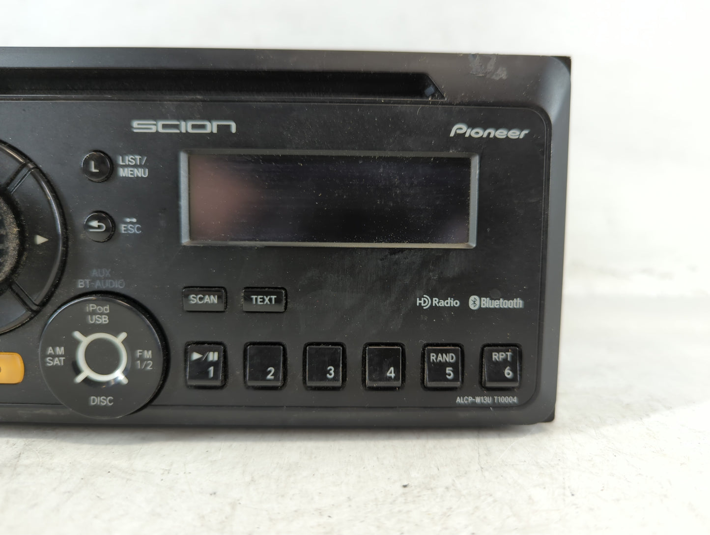 2013-2015 Scion Fr-S Radio AM FM Cd Player Receiver Replacement P/N:PT546-00130 Fits Fits 2012 2013 2014 2015 2016 OEM Used Auto Parts - Oemusedautoparts1.com
