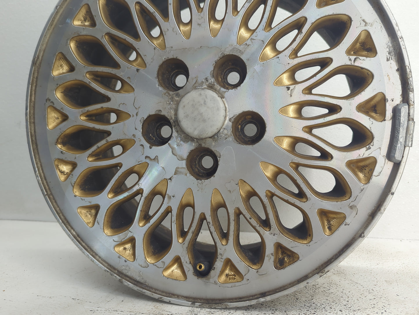 1996-1997 Chrysler Town & Country Oem Wheel Rim