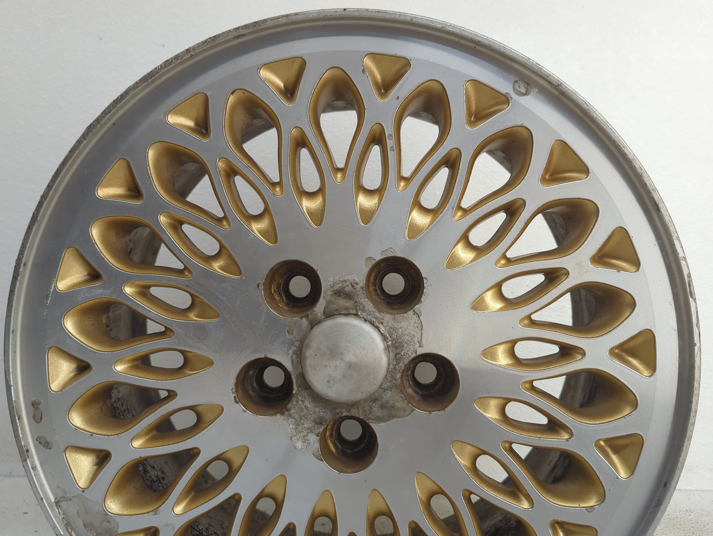 1996-1997 Chrysler Town & Country Oem Wheel Rim