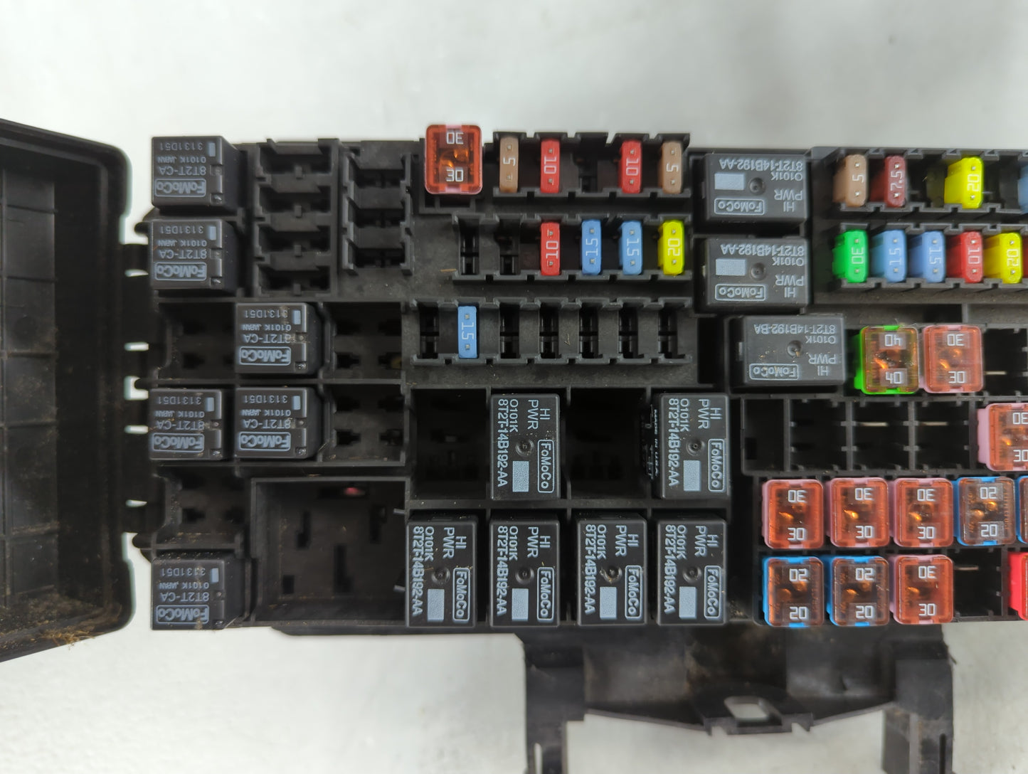 2011-2012 Ford Explorer Fusebox Fuse Box Panel Relay Module P/N:BT4T-14A003-AA Fits Fits 2011 2012 OEM Used Auto Parts - Oemusedautoparts1.com