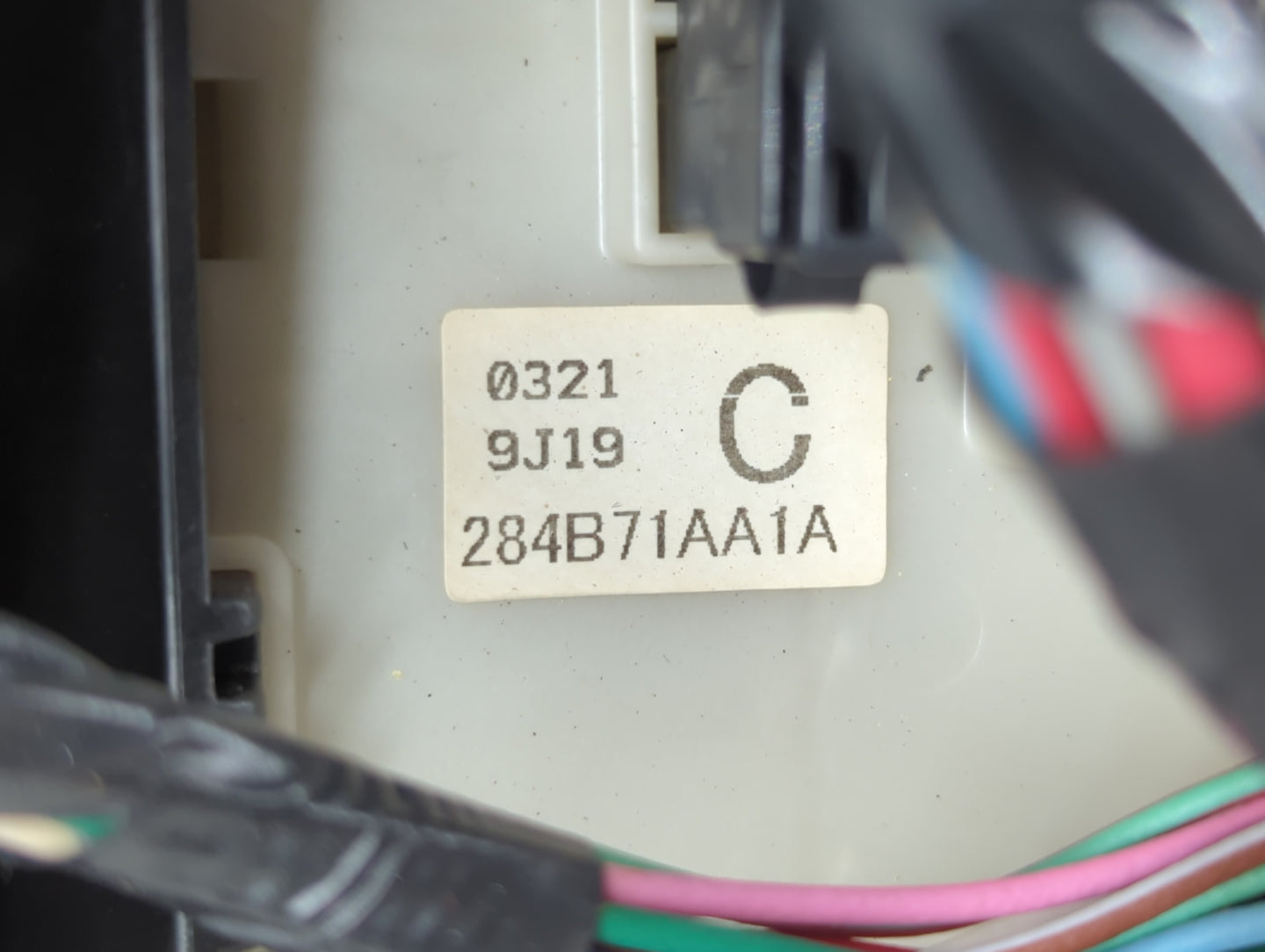 2008-2010 Nissan Altima Fusebox Fuse Box Panel Relay Module P/N:284B71AA1A Fits Fits 2008 2009 2010 OEM Used Auto Parts - Oemusedautoparts1.com