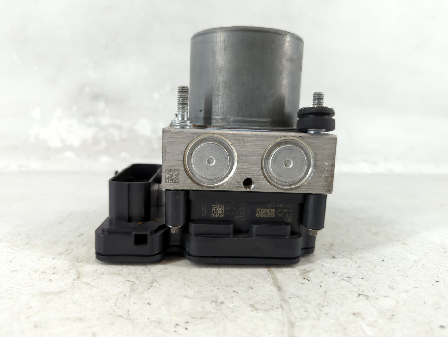2018-2020 Toyota Camry ABS Pump Control Module Replacement P/N:44540 06290 Fits Fits 2018 2019 2020 OEM Used Auto Parts - Oemusedautoparts1.com