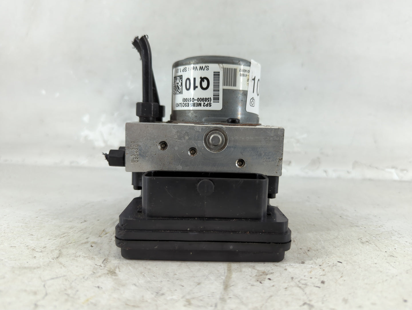2021-2022 Kia Seltos ABS Pump Control Module Replacement P/N:58910-Q5100 Fits Fits 2021 2022 OEM Used Auto Parts - Oemusedautoparts1.com