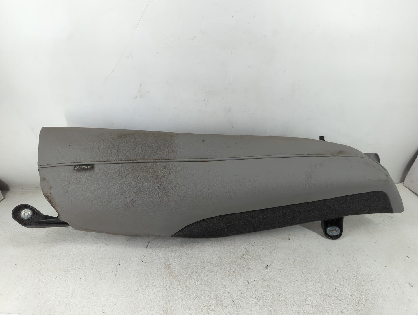 1998 Lincoln Navigator Air Bag Passenger Right Dashboard OEM P/N:1938904-06 Fits OEM Used Auto Parts