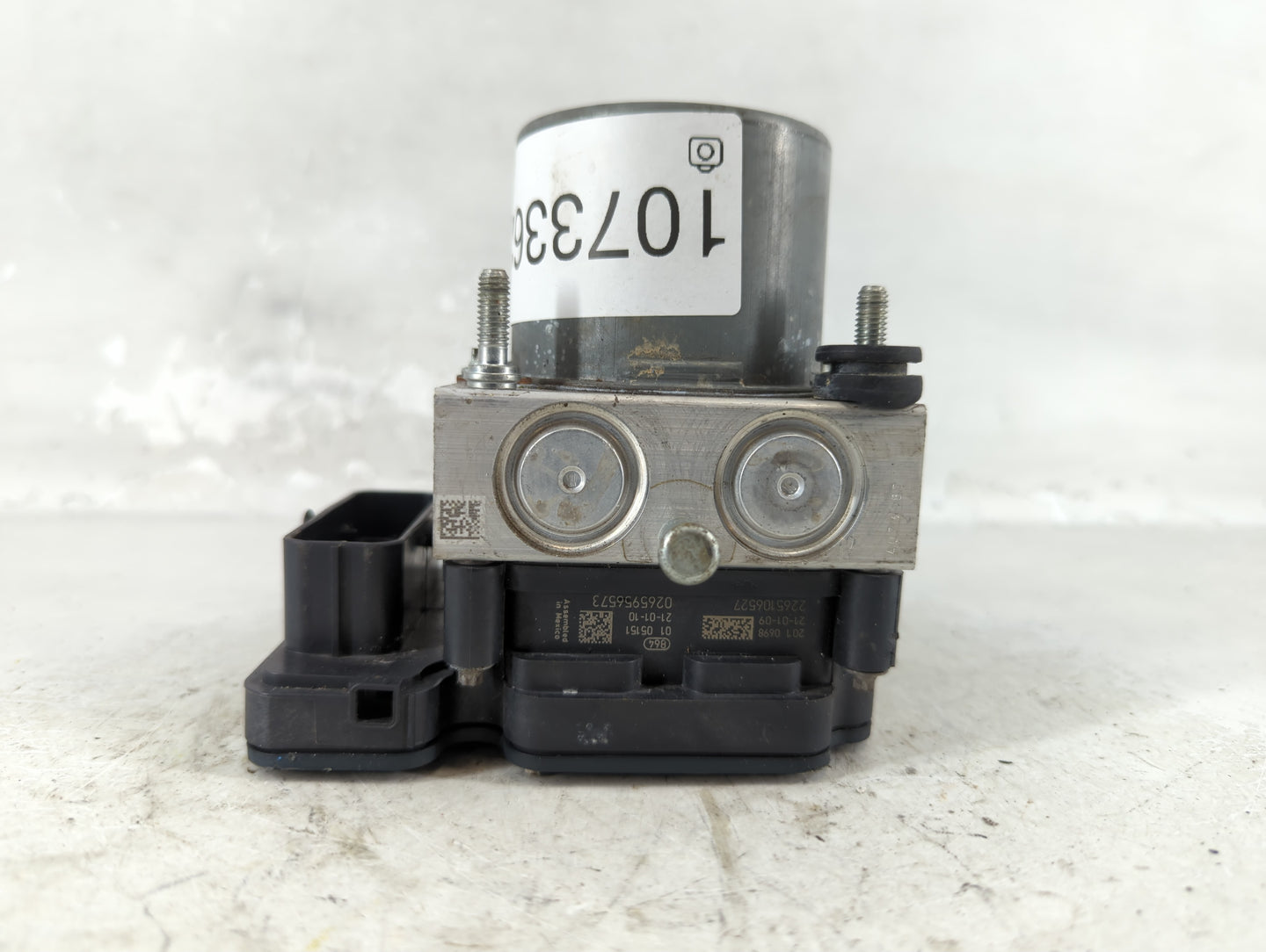 2019-2021 Chevrolet Malibu ABS Pump Control Module Replacement P/N:065055766 8476 7280 Fits Fits 2019 2020 2021 OEM Used Auto Parts - Oemusedautoparts1.com
