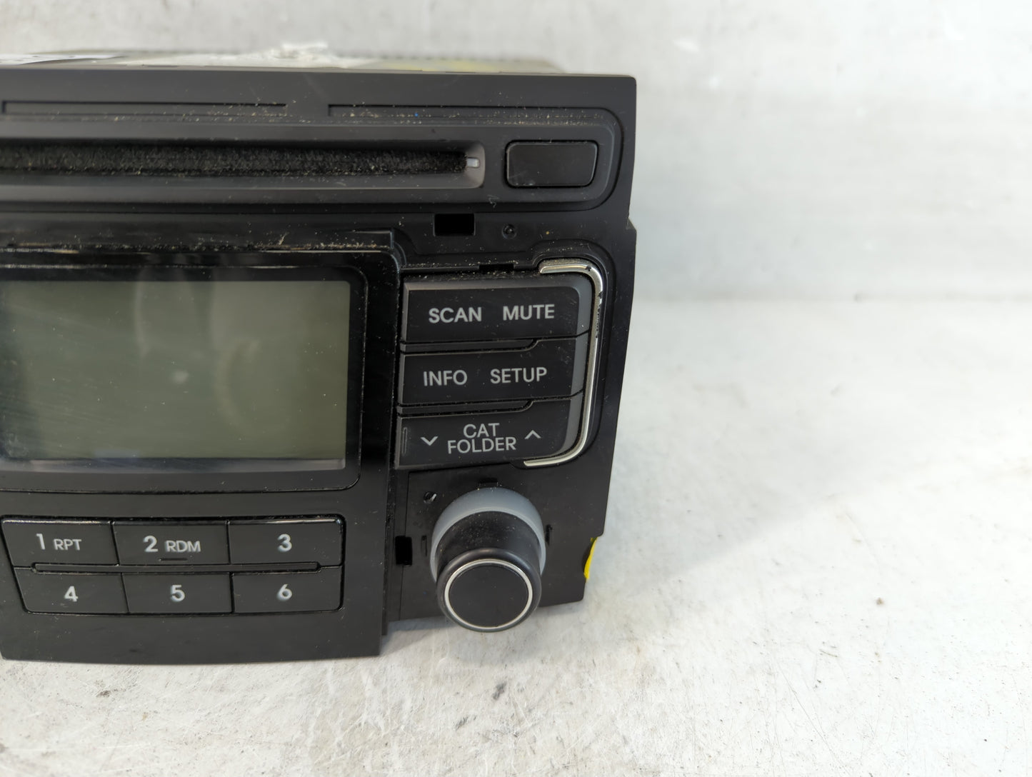 2011 Hyundai Sonata Sonata Radio AM FM Cd Player Receiver Replacement P/N:96180-3Q0014X Fits OEM Used Auto Parts - Oemusedautoparts1.com