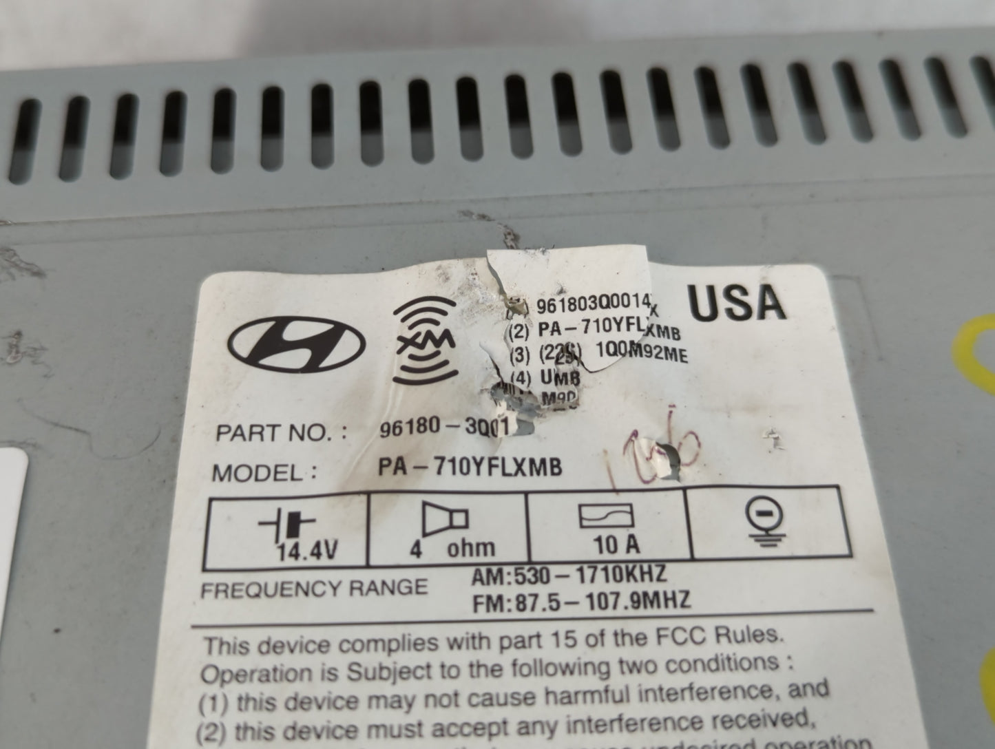 2011 Hyundai Sonata Sonata Radio AM FM Cd Player Receiver Replacement P/N:96180-3Q0014X Fits OEM Used Auto Parts - Oemusedautoparts1.com