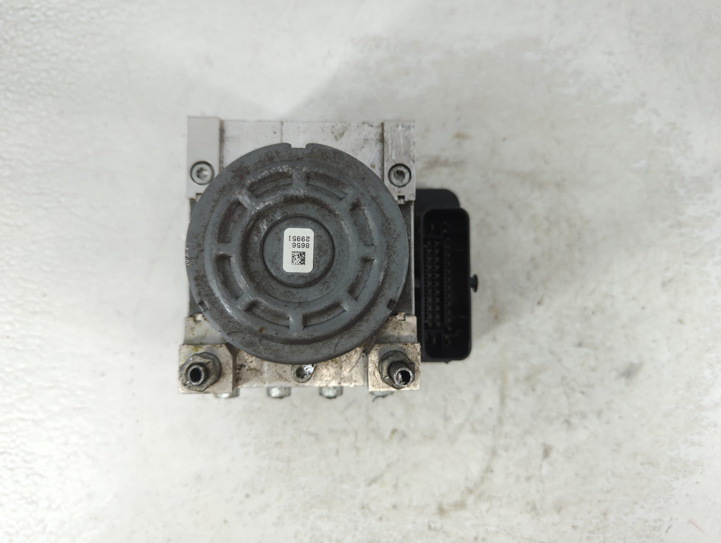 2016-2018 Honda Pilot ABS Pump Control Module Replacement P/N:57110TG8 A030M Fits Fits 2016 2017 2018 OEM Used Auto Parts - Oemusedautoparts1.com