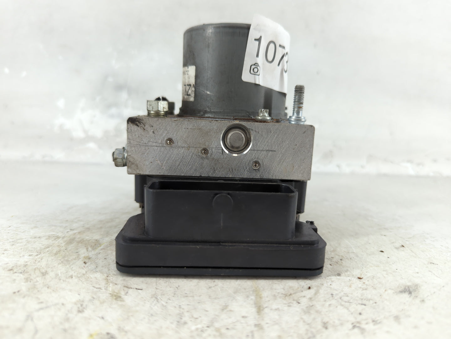 2018-2020 Toyota Camry ABS Pump Control Module Replacement P/N:44540 06290 Fits Fits 2018 2019 2020 OEM Used Auto Parts - Oemusedautoparts1.com